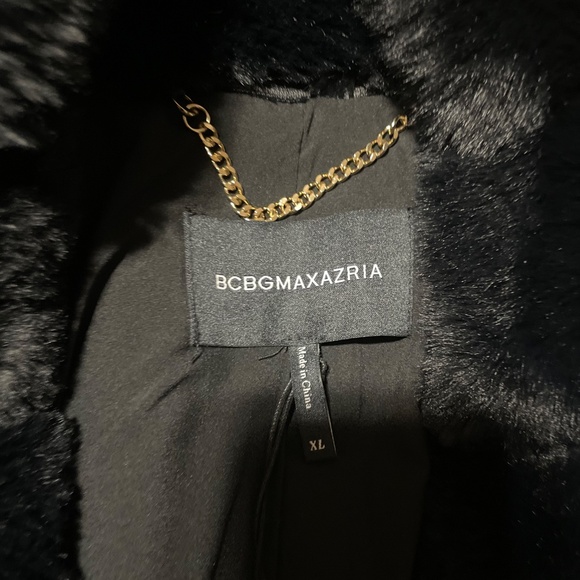 BcbgMaxazria Missy Grooved Faux Rabbit Fur Jacket Size XL - Picture 2 of 3
